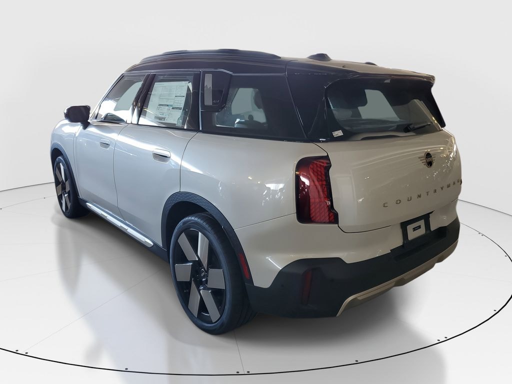 New 2026 MINI Countryman Signature Plus SUV