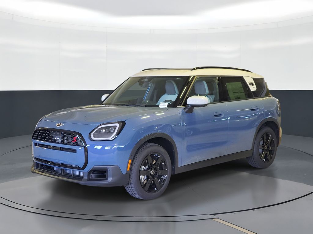 2027 MINI Countryman's photo