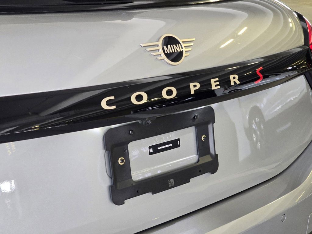 2025 MINI Hardtop 4 Door S - Photo 6