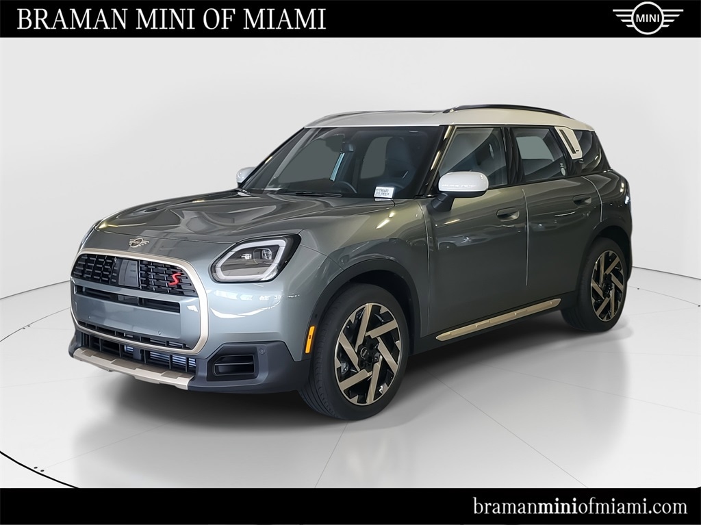 2026 MINI Countryman S's photo