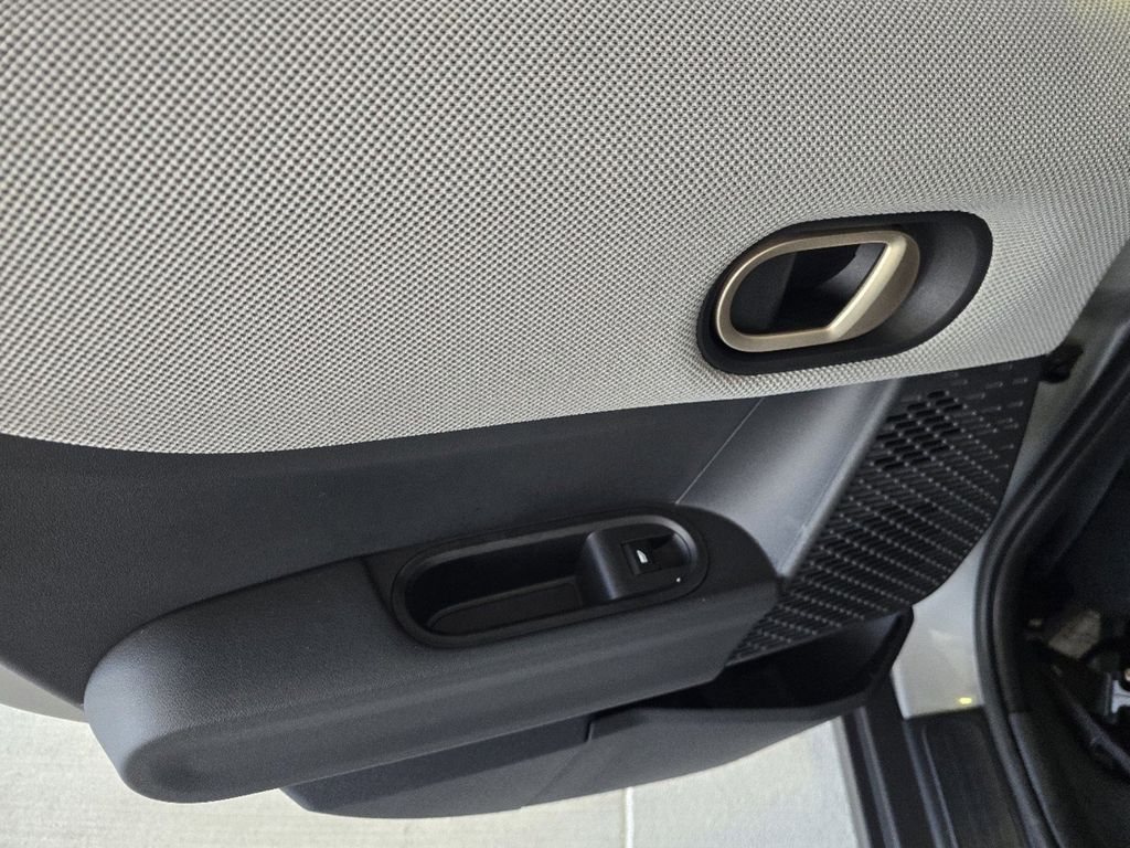 2025 MINI Hardtop 4 Door S - Photo 13