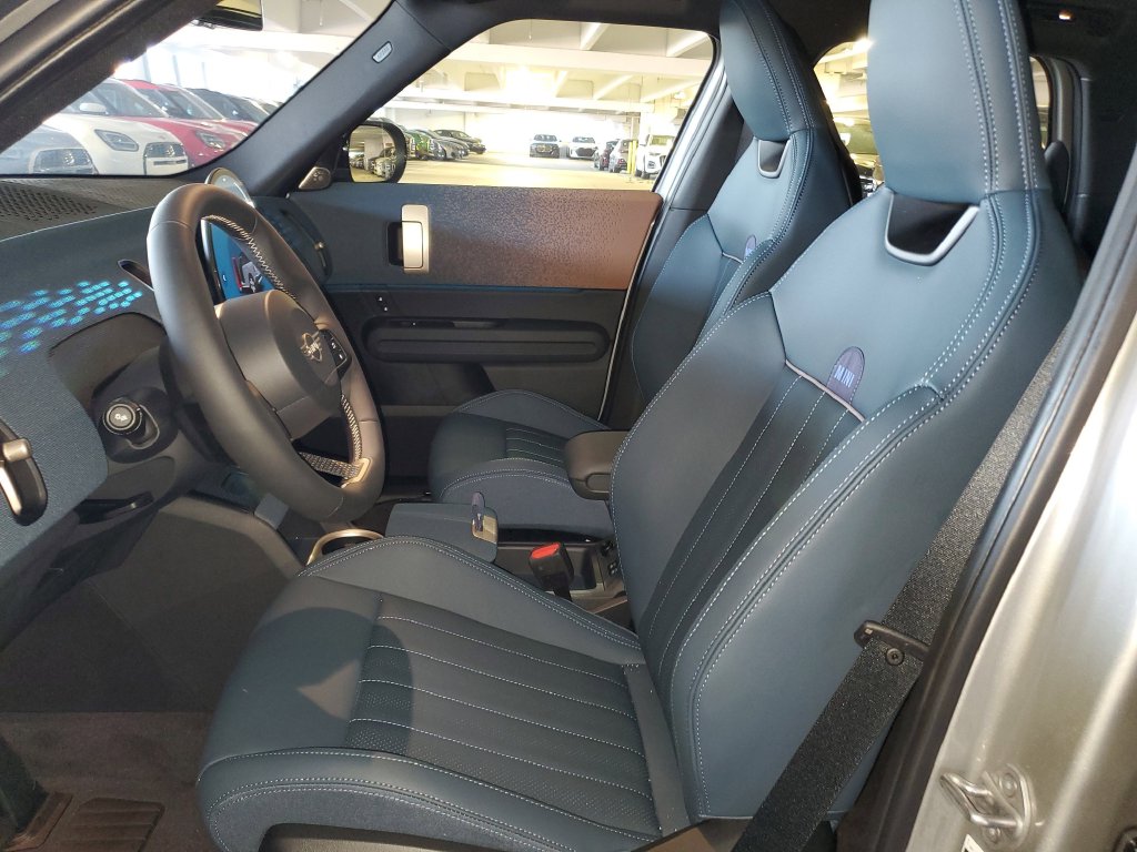 2026 MINI Countryman S - Photo 16