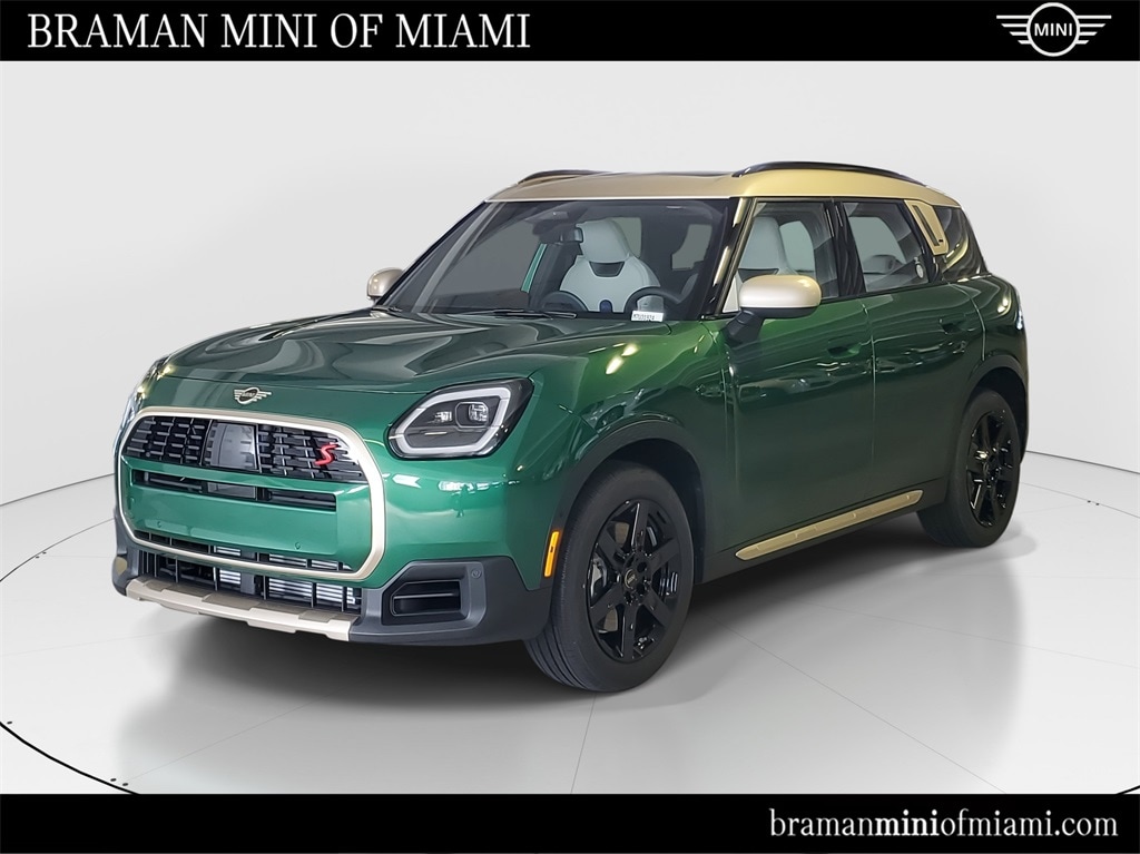 2026 MINI Countryman S's photo
