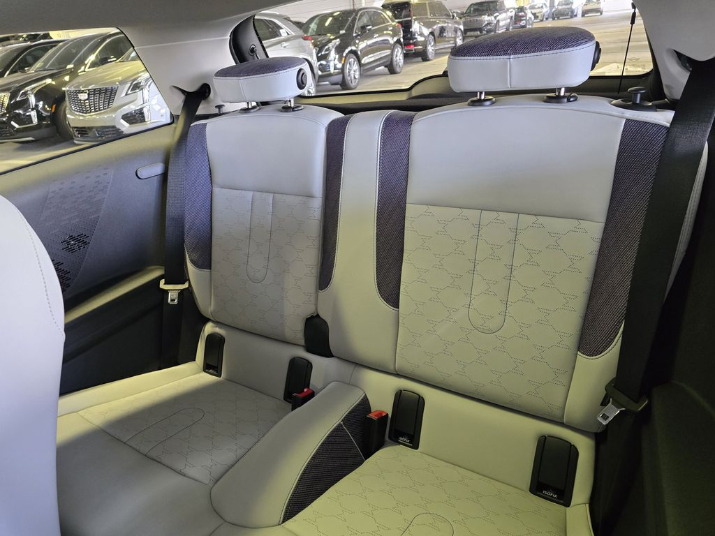 2025 MINI Hardtop 2 Door S - Photo 10