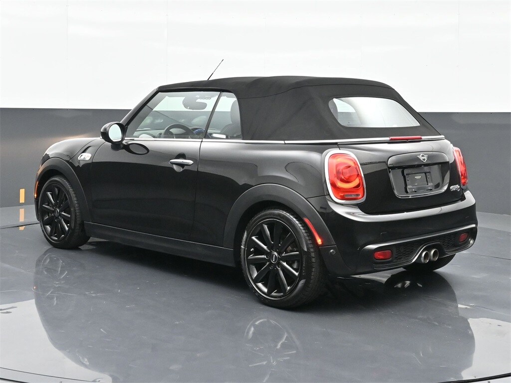 2019 Mini Cooper Signature photo 2