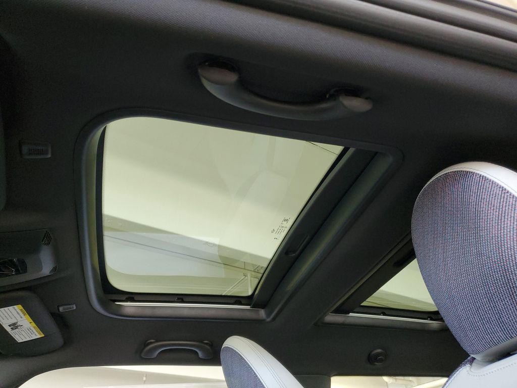 2026 MINI Hardtop 2 Door - Photo 14
