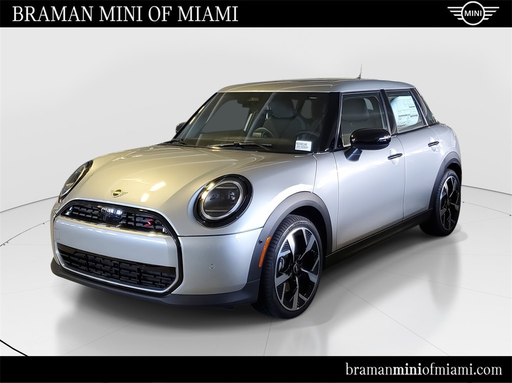 2026 MINI Hardtop 4 Door S's photo
