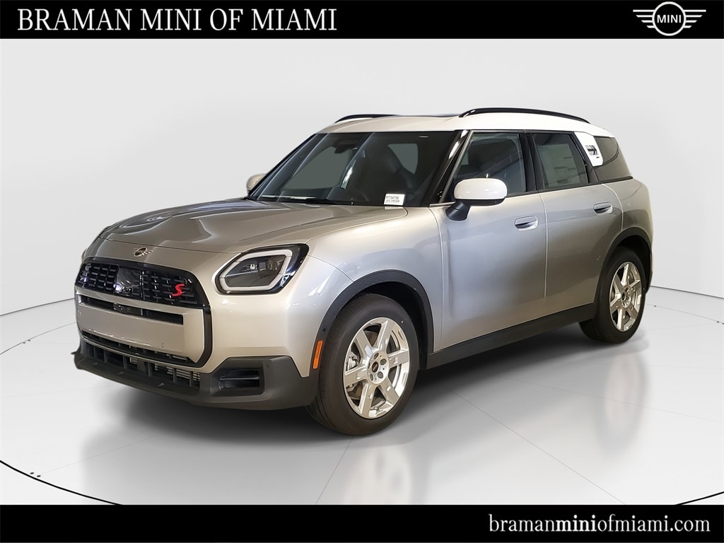 2026 MINI Countryman S's photo