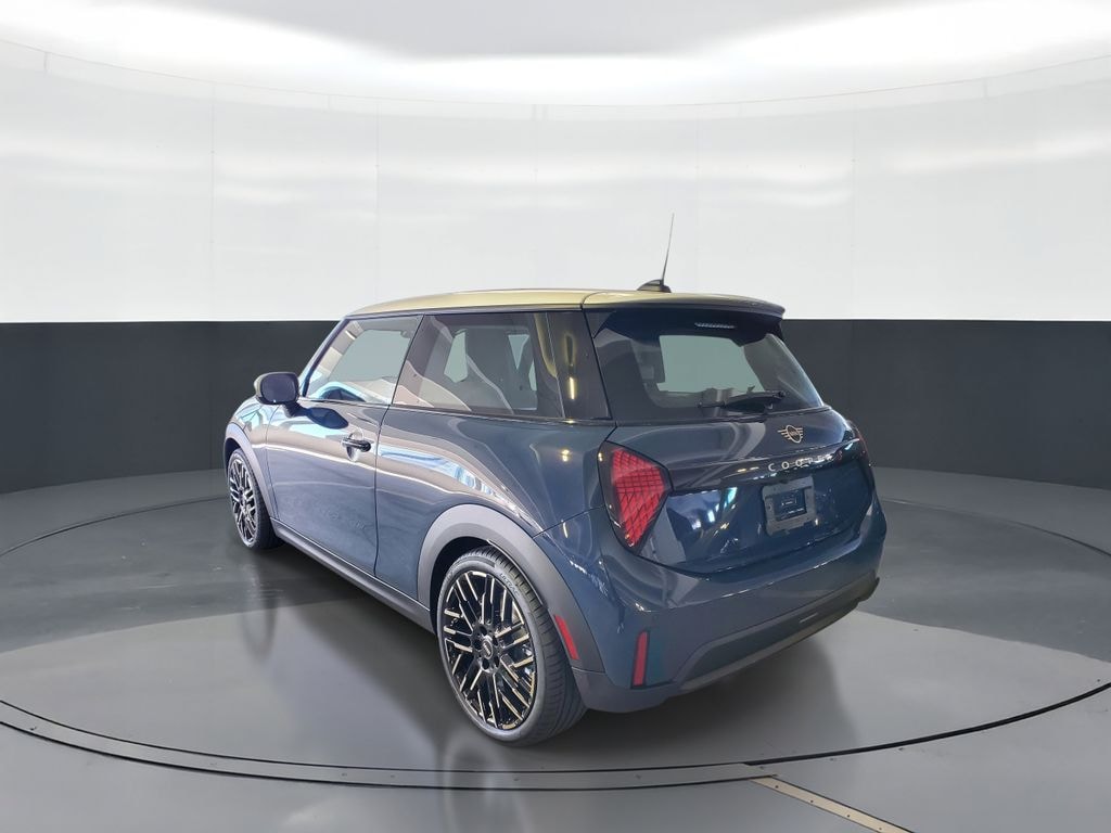 New 2026 MINI 2 Door Signature Plus Hatchback