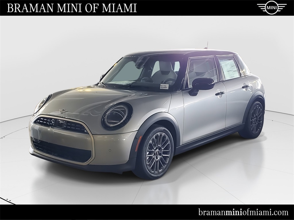 2026 MINI Hardtop 4 Door's photo