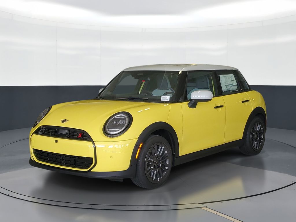 2026 MINI Hardtop Cooper S's photo