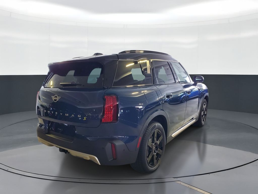 New 2026 MINI Countryman Signature Plus SUV