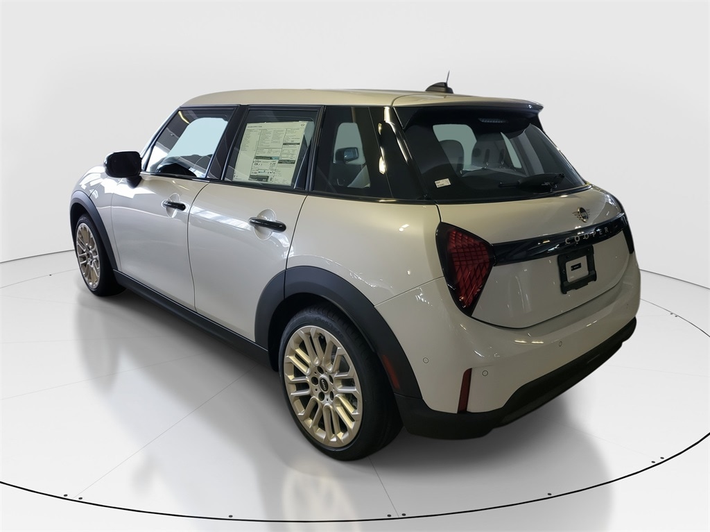 New 2026 MINI 4 Door Signature Plus Hatchback
