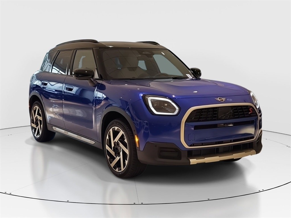 Used 2025 MINI Countryman S with VIN WMZ23GA00S7P30752 for sale in Miami, FL