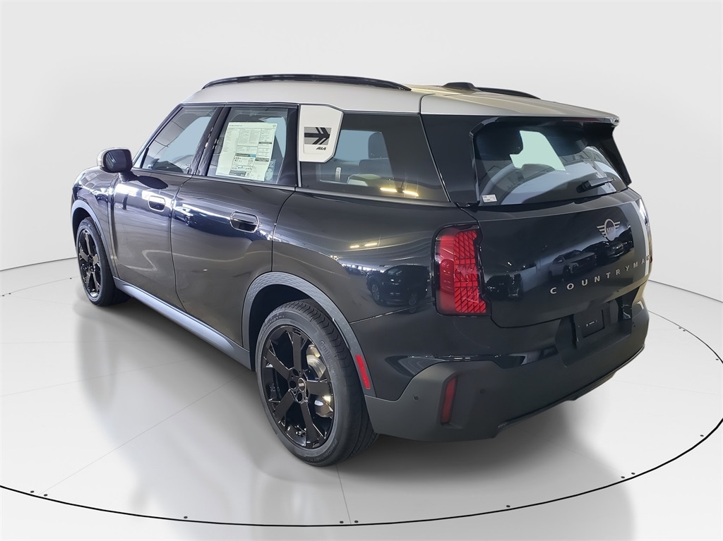 New 2026 MINI Countryman Signature Plus SUV