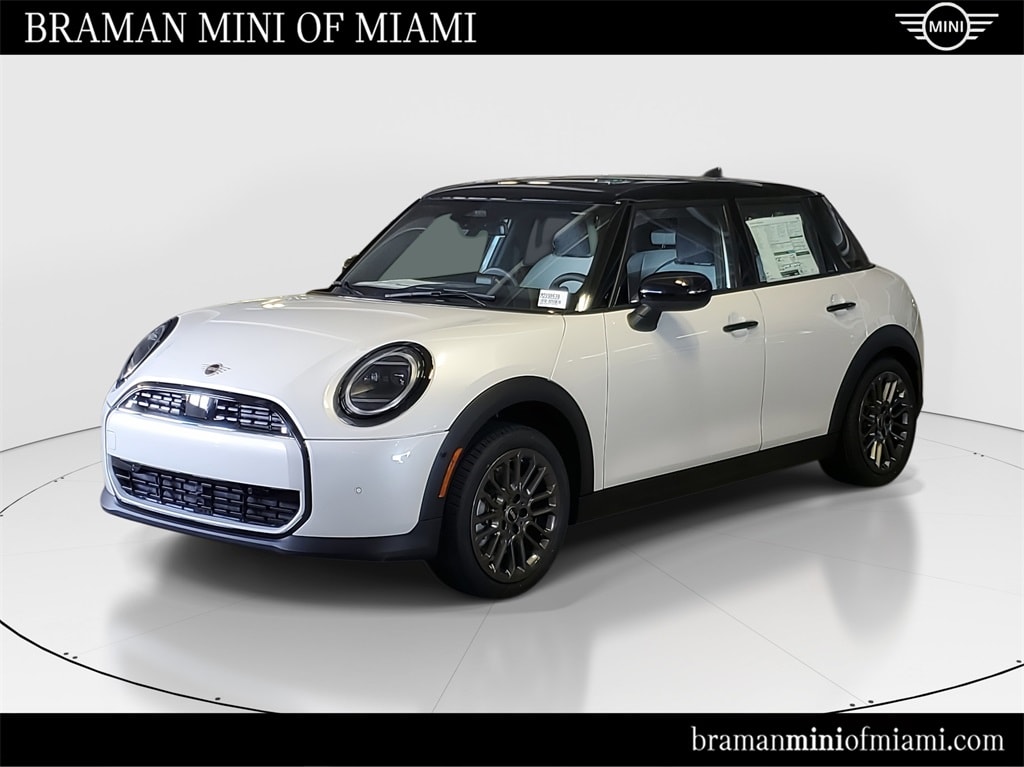 2026 MINI Hardtop S's photo