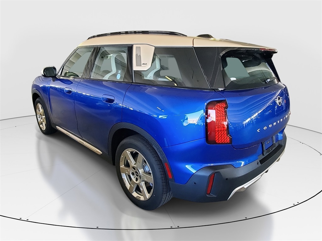 New 2026 MINI Countryman Signature Plus SUV