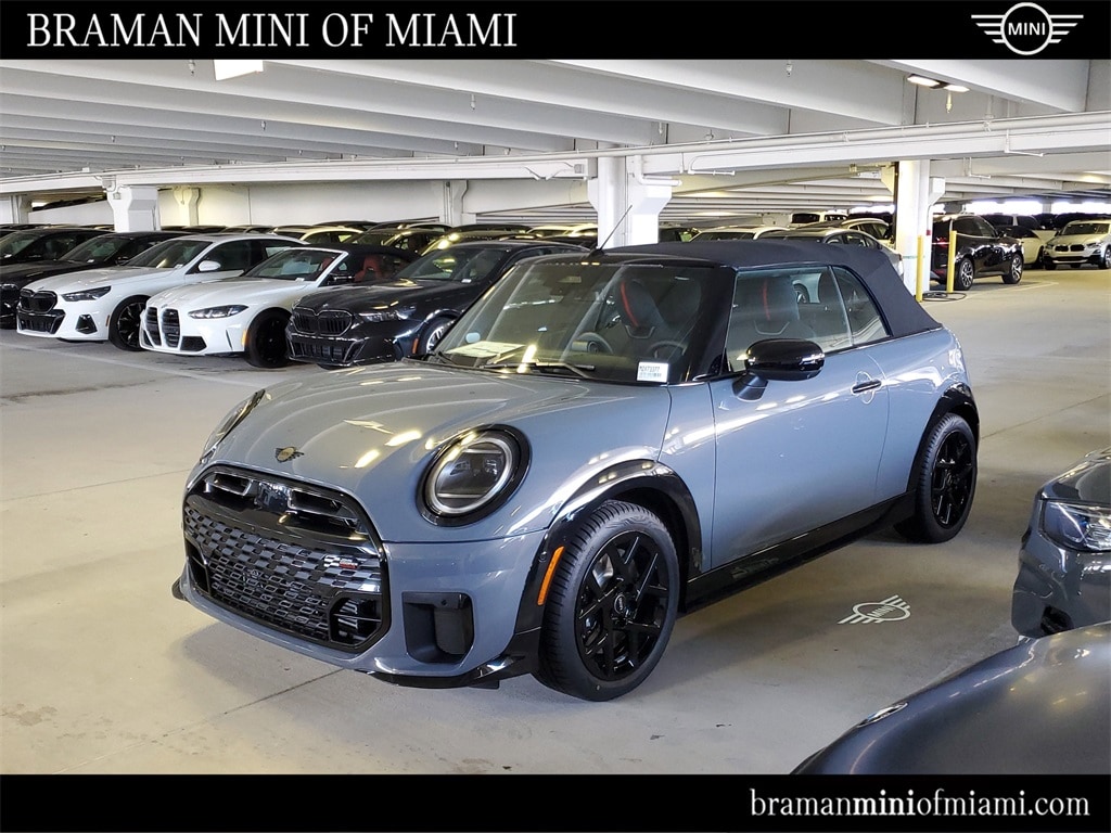 2026 MINI Convertible S's photo