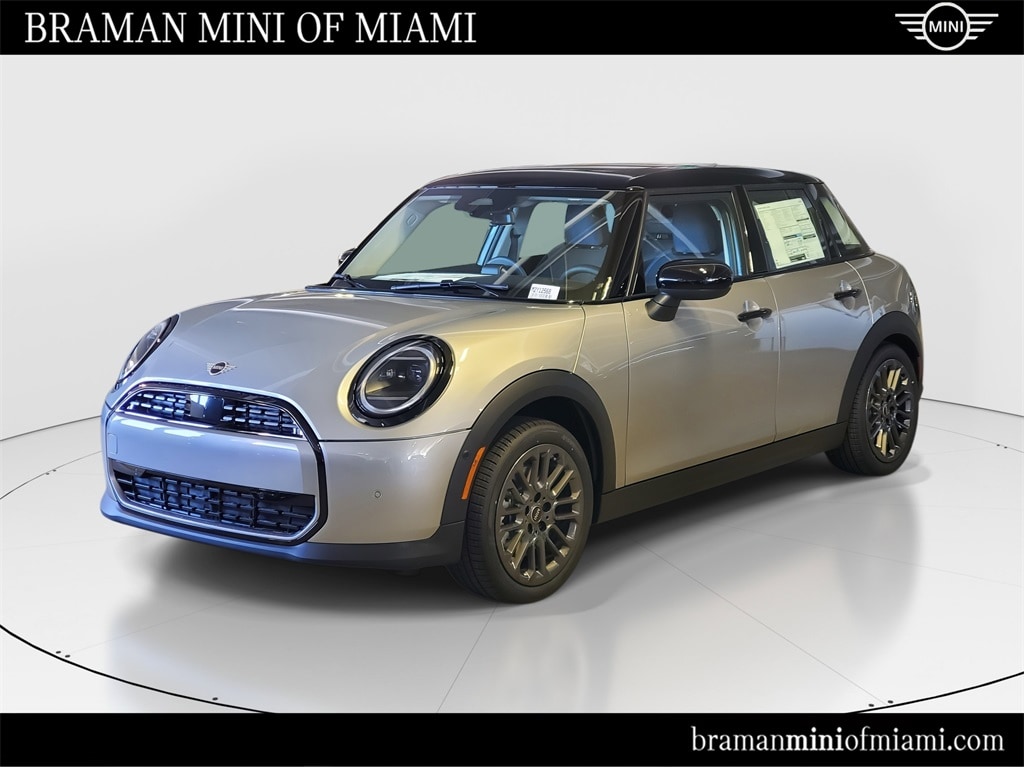 2026 MINI Hardtop 4 Door's photo