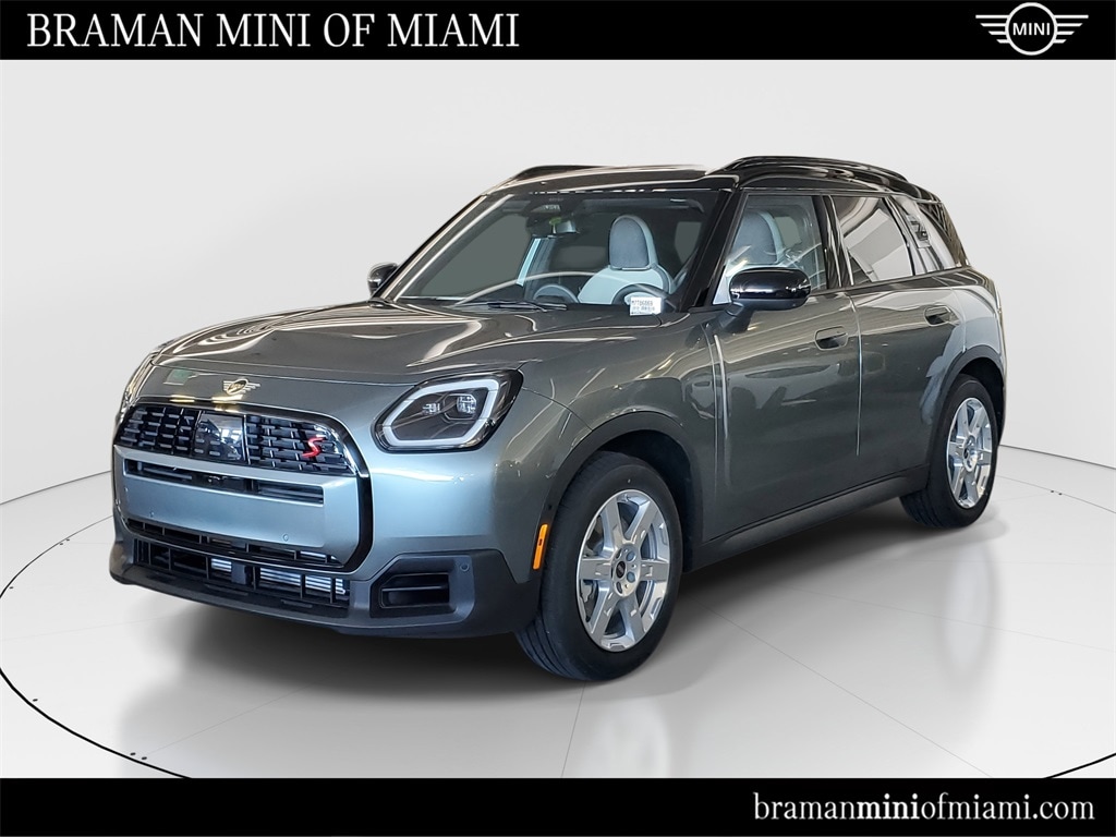 2026 MINI Countryman S's photo