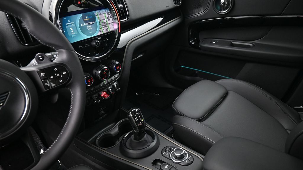 2024 MINI Countryman S - Photo 8