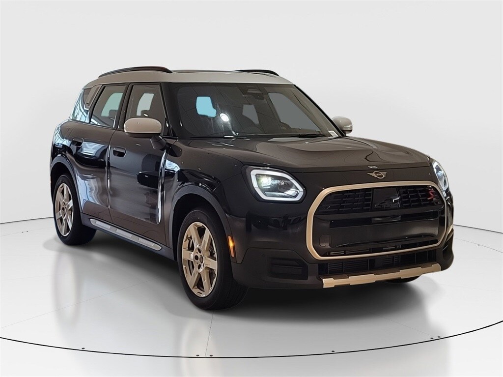 2025 Mini Countryman S photo 2