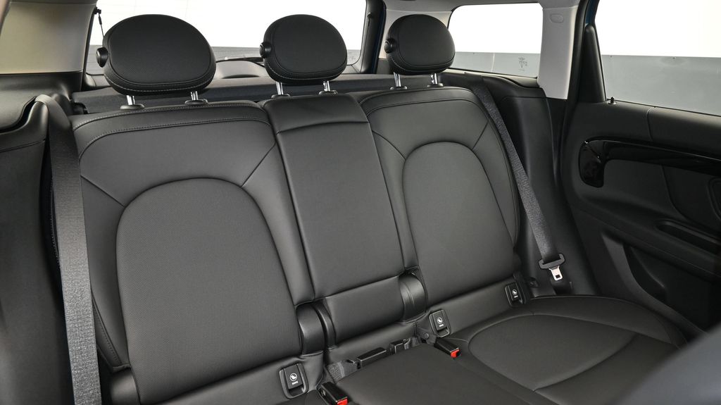 2024 MINI Countryman S - Photo 16