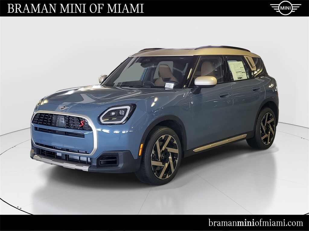 New 2026 MINI Countryman Signature Plus SUV