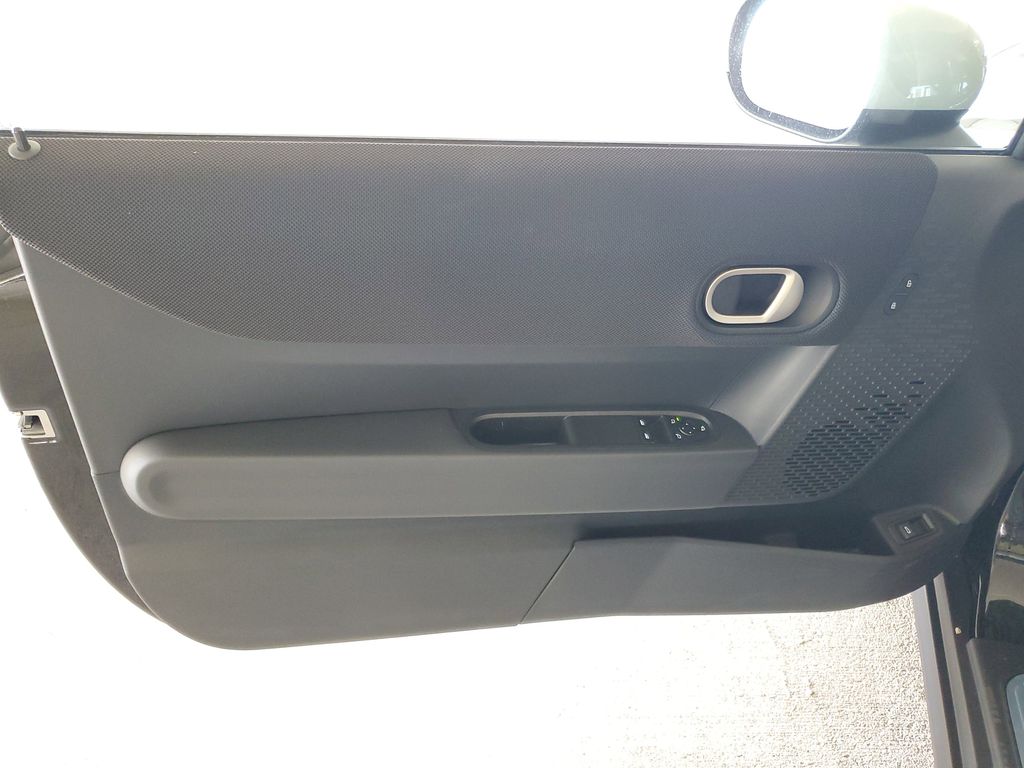 2026 MINI Hardtop 2 Door - Photo 8