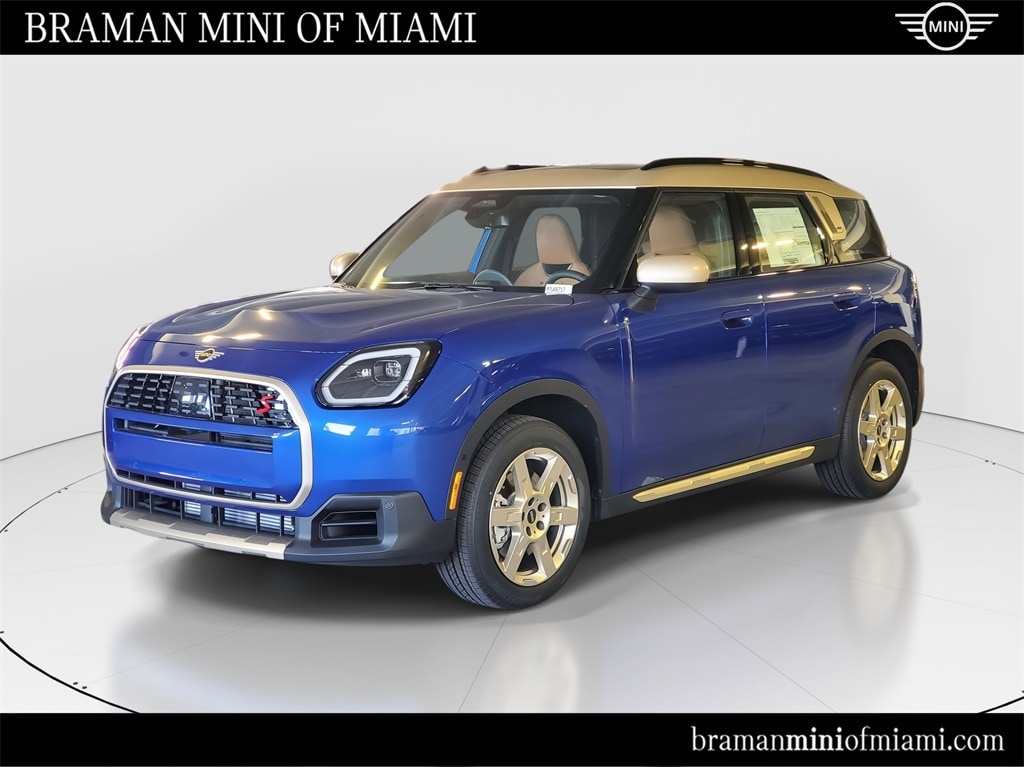 New 2026 MINI Countryman Signature Plus SUV