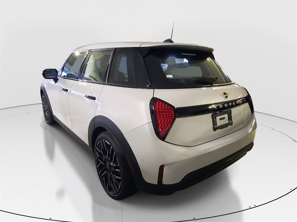 New 2026 MINI 4 Door Signature Plus Hatchback