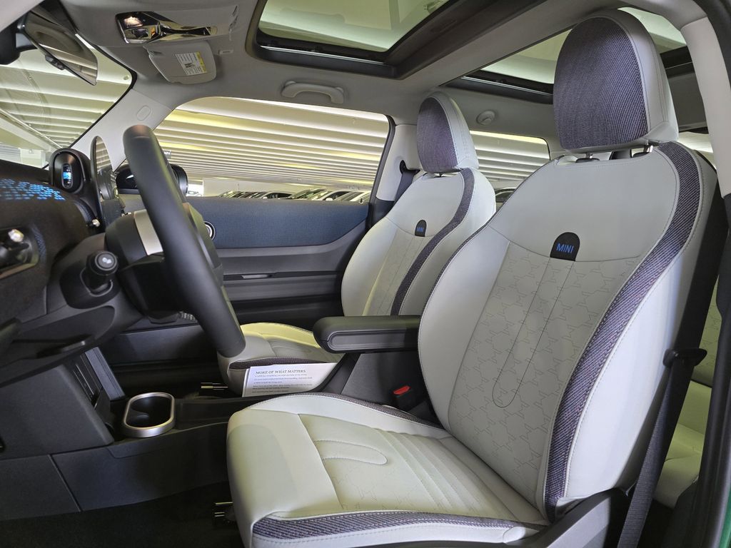 2025 MINI Hardtop 2 Door S - Photo 9