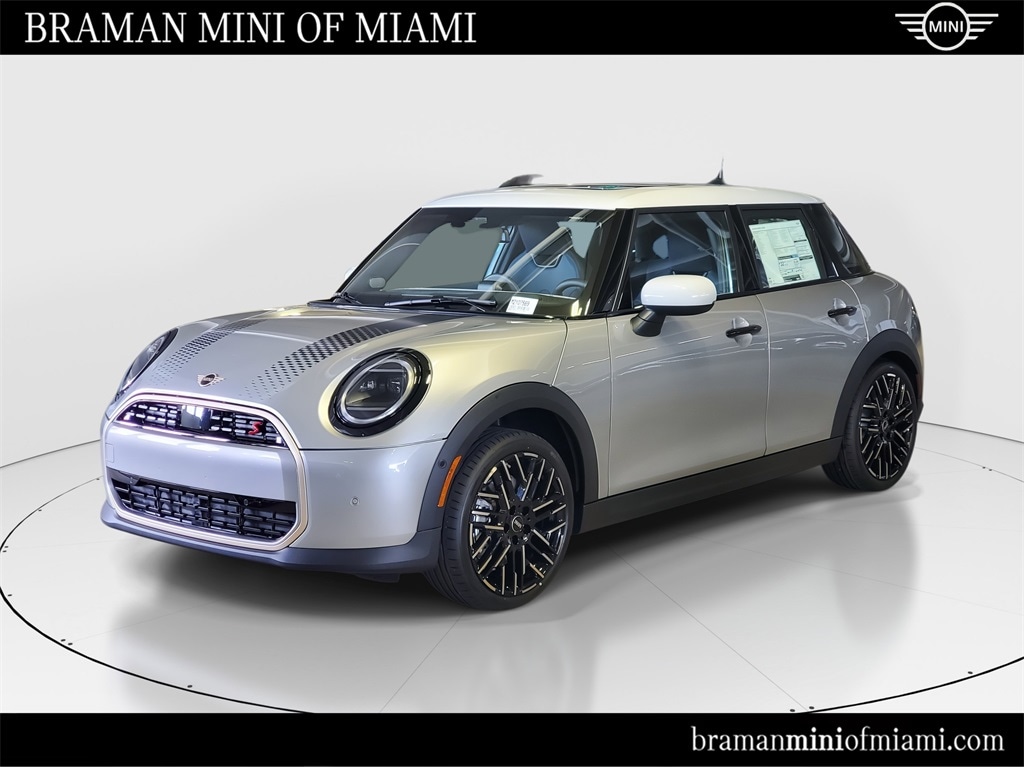 2026 MINI Hardtop S's photo