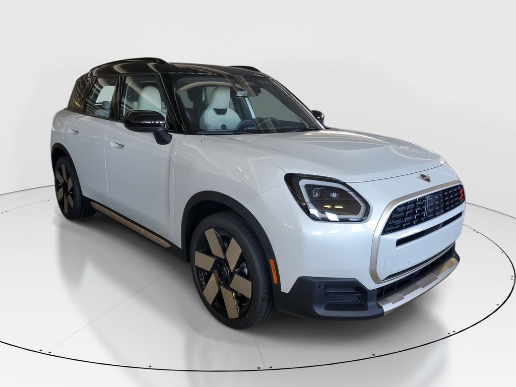 New 2026 MINI Countryman Signature Plus SUV