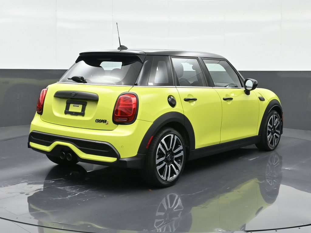 2023 MINI Hardtop 4 Door S - Photo 14