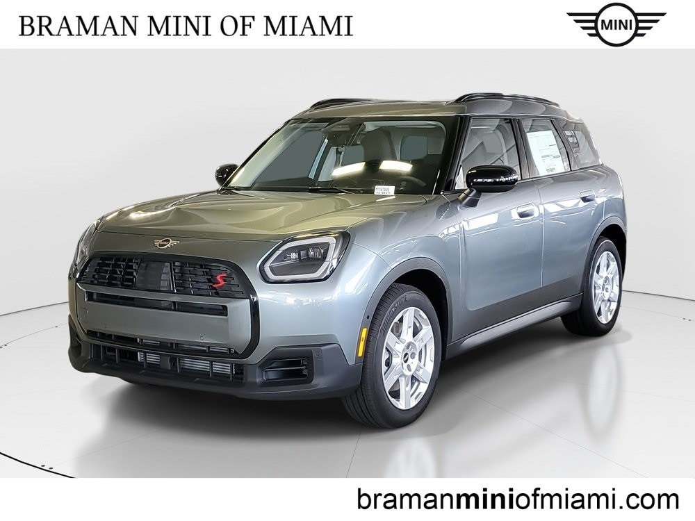 2025 MINI Countryman Signature Plus