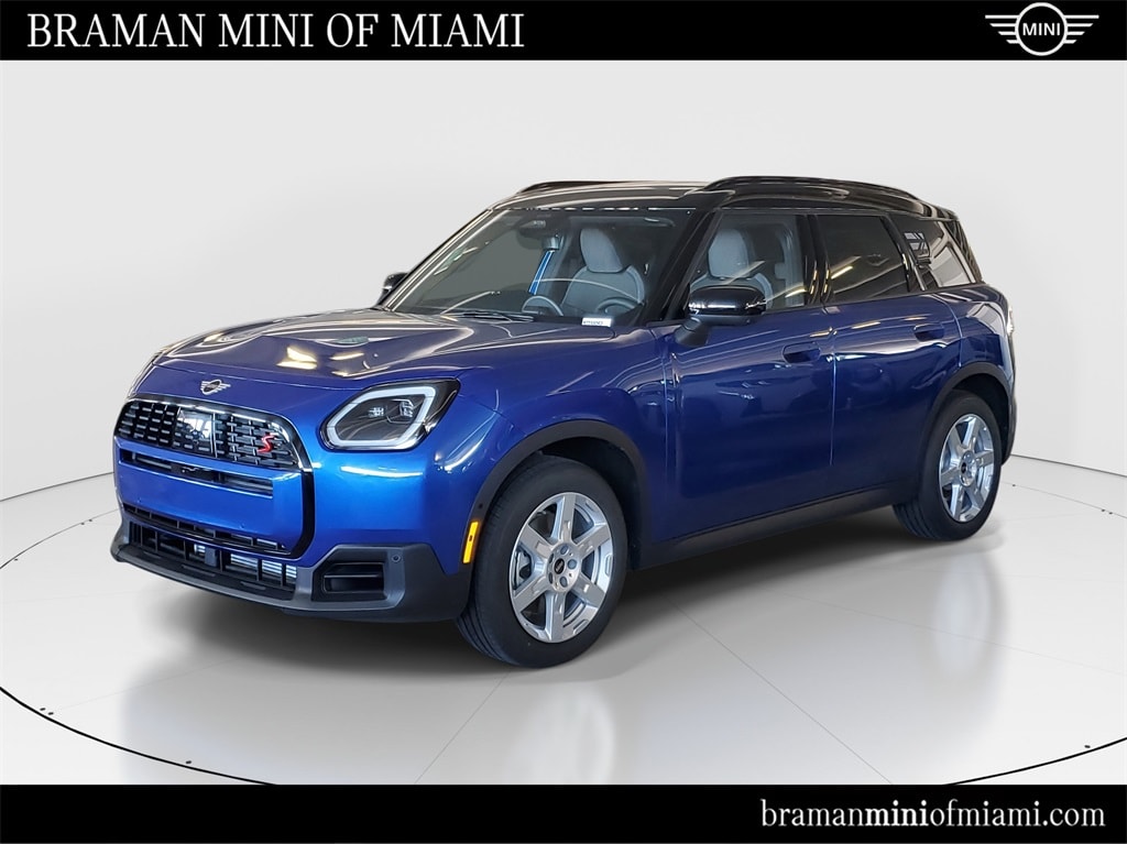 2026 MINI Countryman S's photo