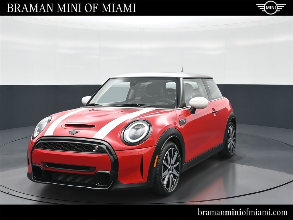 2023 MINI 3 Door