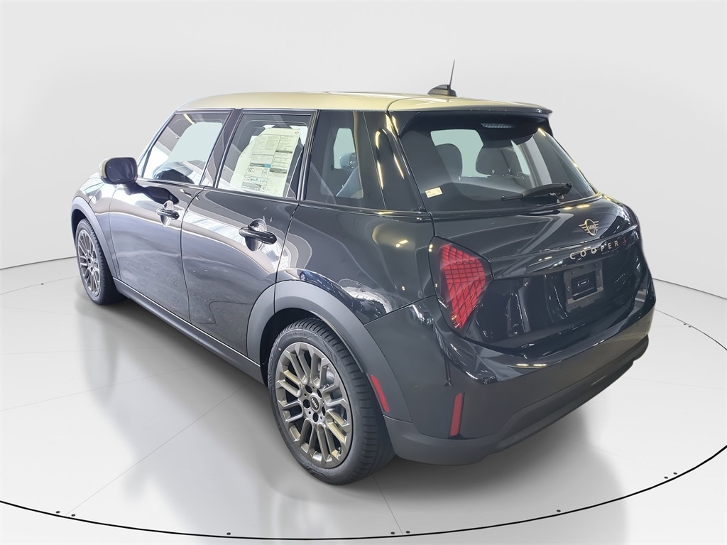 New 2026 MINI 4 Door Signature Plus Hatchback
