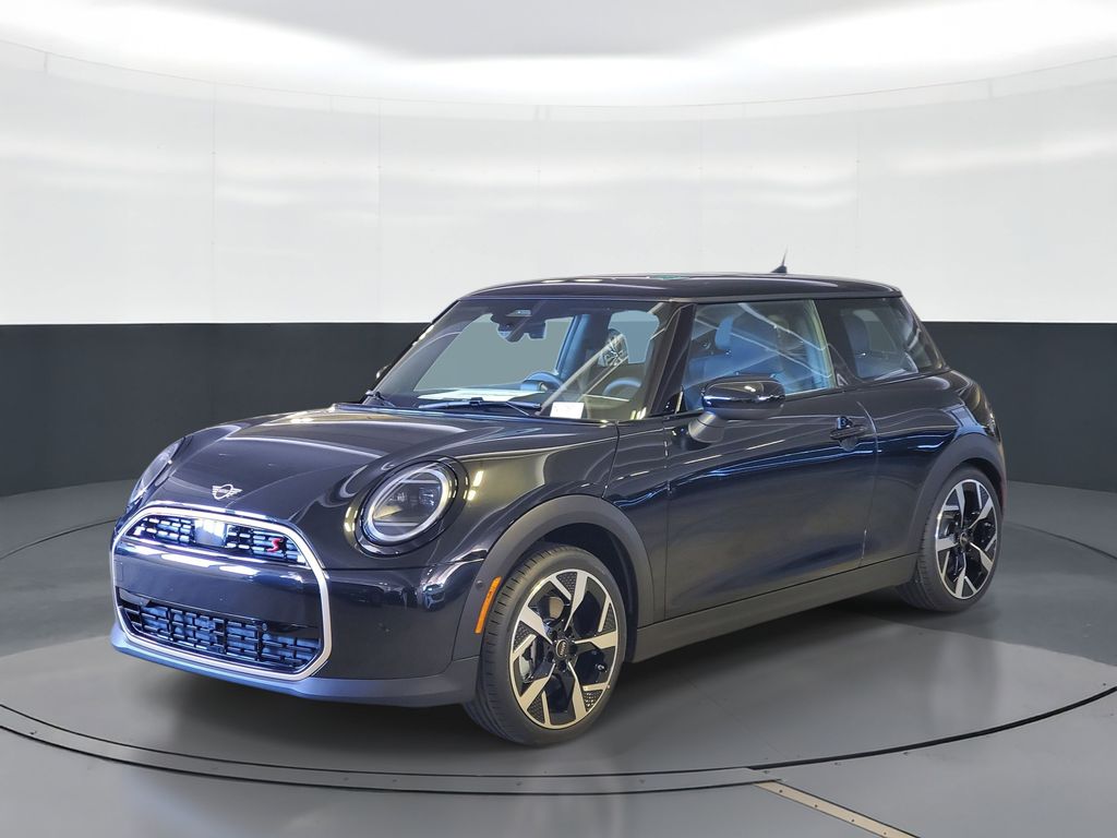 2026 MINI Hardtop Cooper S Signature's photo