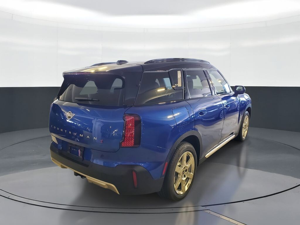 New 2026 MINI Countryman Iconic SUV