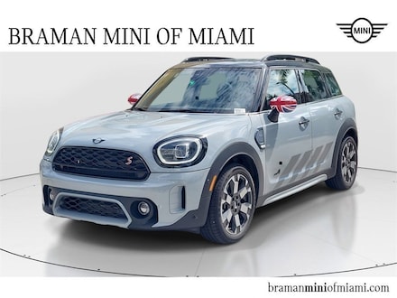 2024 MINI Countryman Iconic SUV
