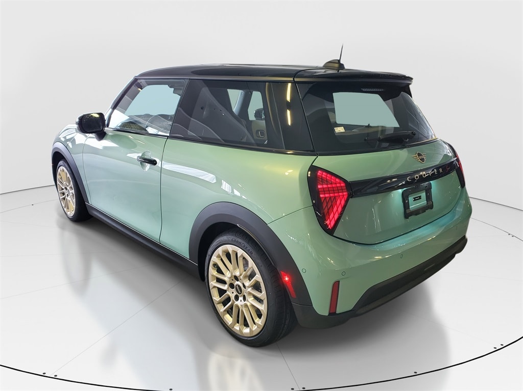 New 2026 MINI 2 Door Signature Plus Hatchback