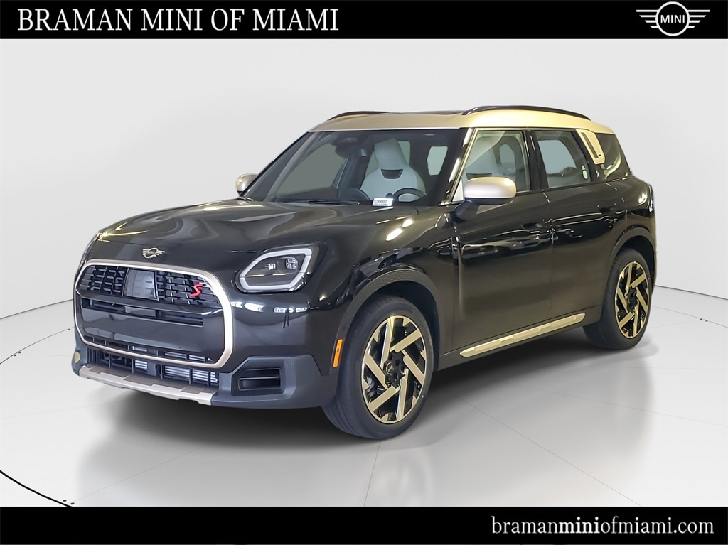 New 2026 MINI Countryman Signature Plus SUV