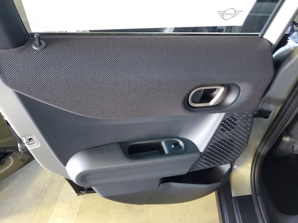 2026 MINI Hardtop 4 Door S - Photo 8