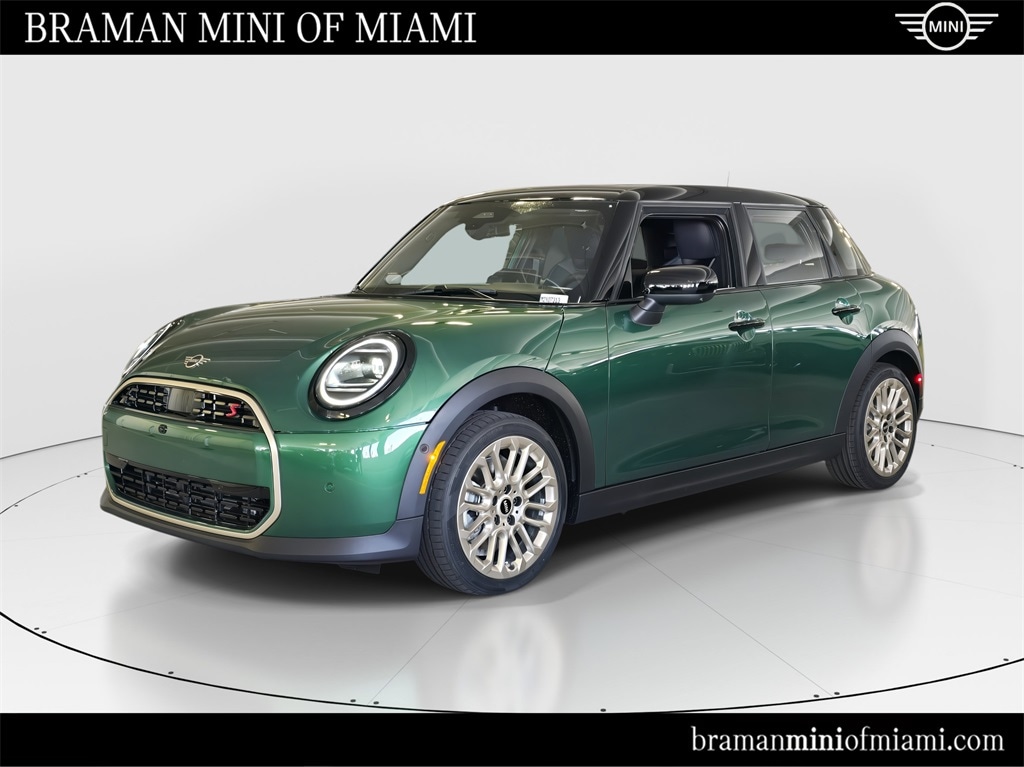 2025 MINI Hardtop 4 Door S's photo