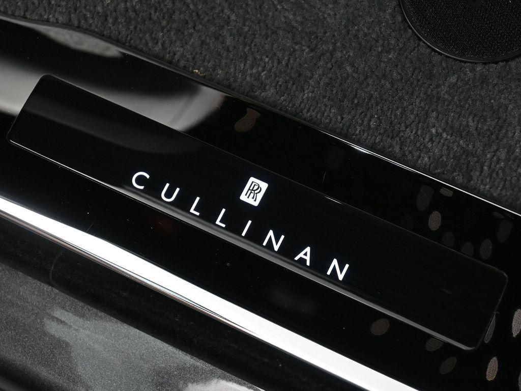 2022 Rolls-Royce Cullinan Base - Photo 9