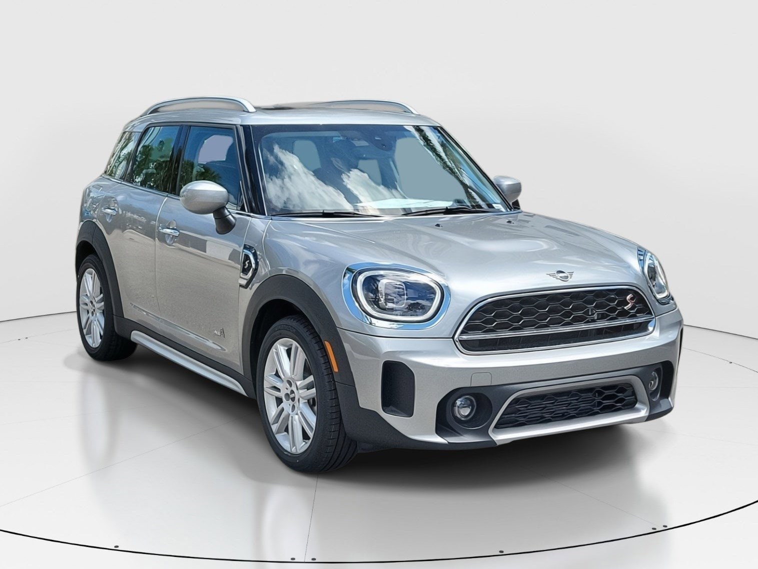 Used 2024 MINI Countryman S with VIN WMZ83BR02R3R97944 for sale in Miami, FL