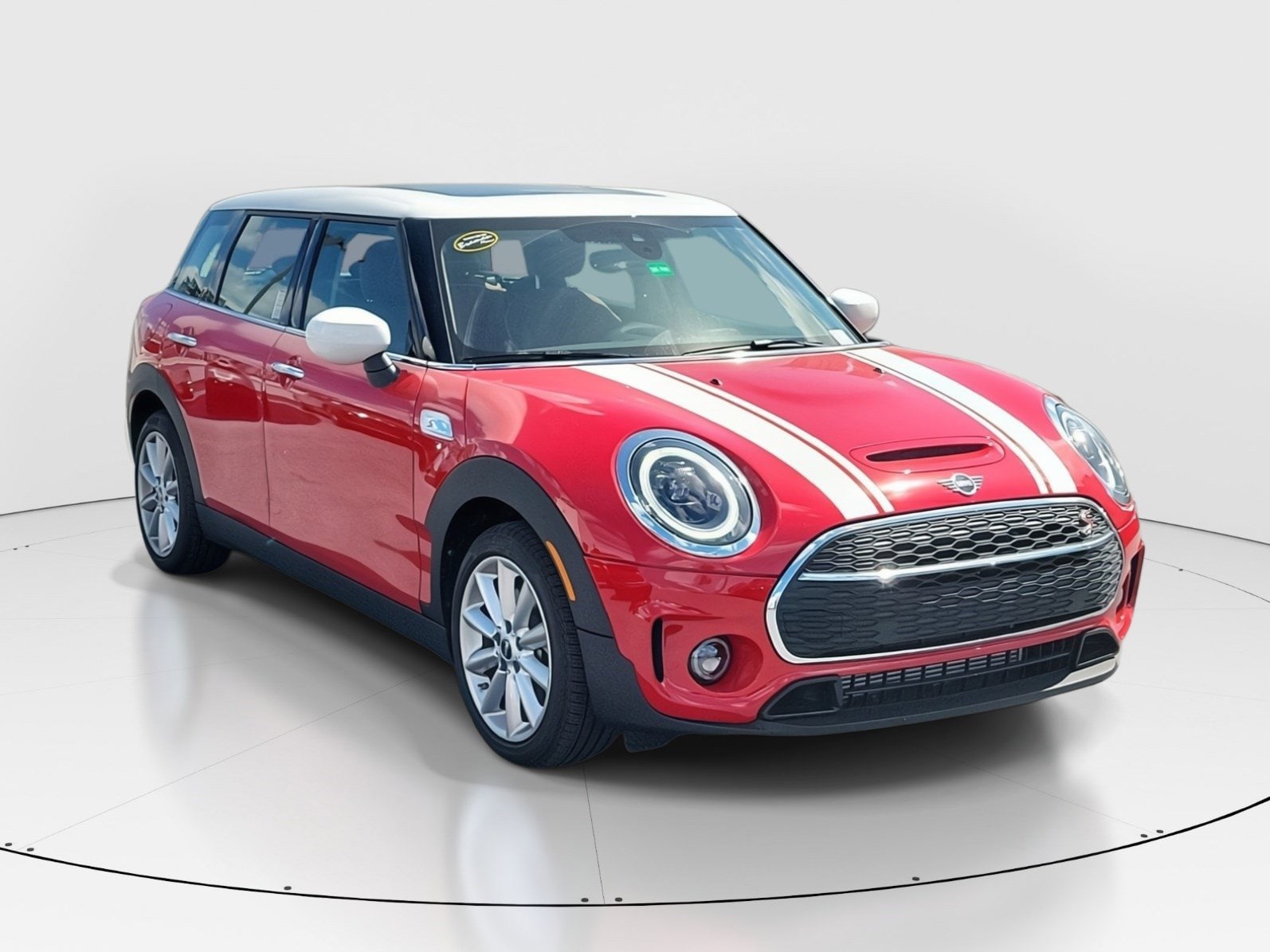 Used 2024 MINI Clubman S with VIN WMWLV7C04R2U85115 for sale in Miami, FL