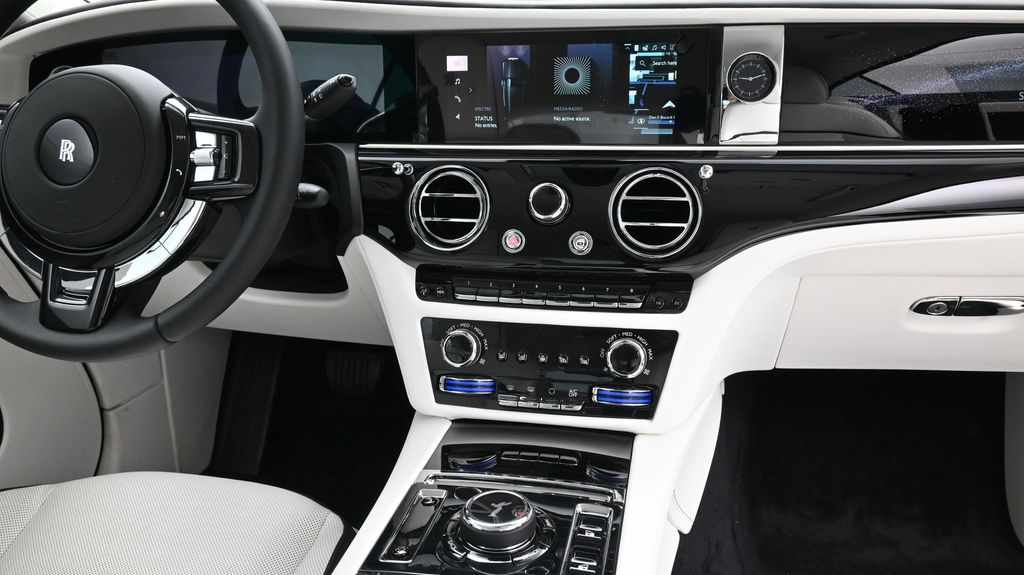 2026 Rolls-Royce Spectre Base - Photo 18